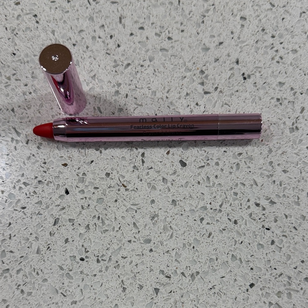 Mally Beauty Lip Crayon - fiery